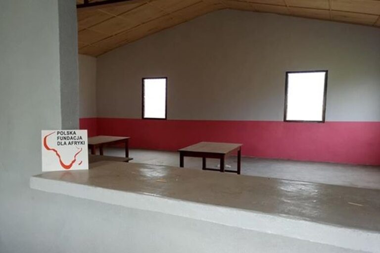 Modernizacja szkoły krawieckiej w Ngaoundaye (Republika Środkowej Afryki)