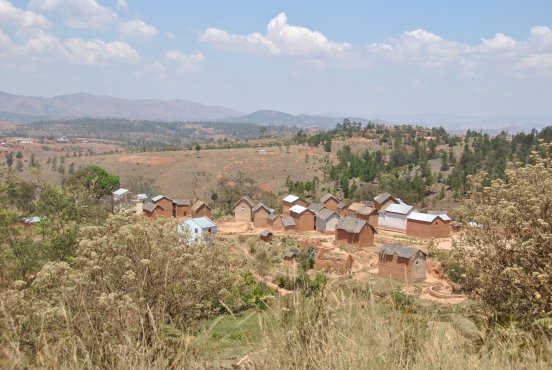 Budowa studni w Mandiavato (Madagaskar)