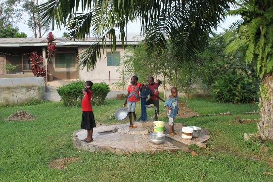 Hodowla drobiu dla sierocińca w Jaunde (Kamerun)