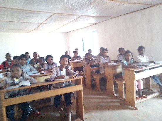 Edukacja ubogich dzieci w Fialofa (Madagaskar)