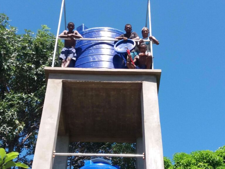 Dostarczenie wody dla gospodarstwa w Mampikony (Madagaskar)