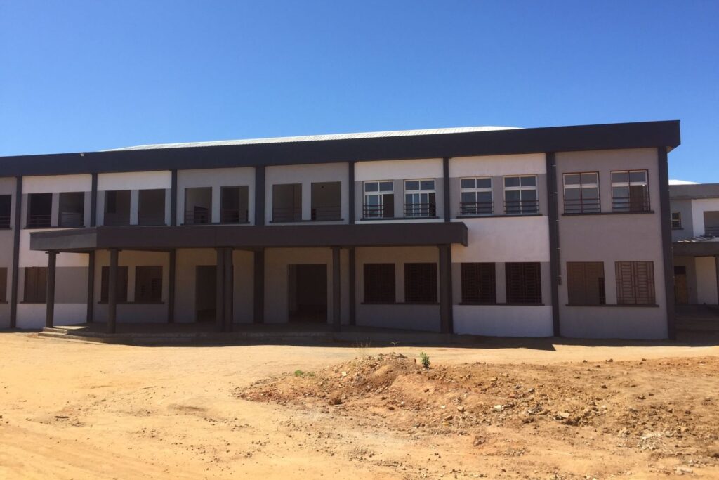 Dopłata do budowy oddziału pediatrycznego szpitala w Mampikony (Madagaskar)