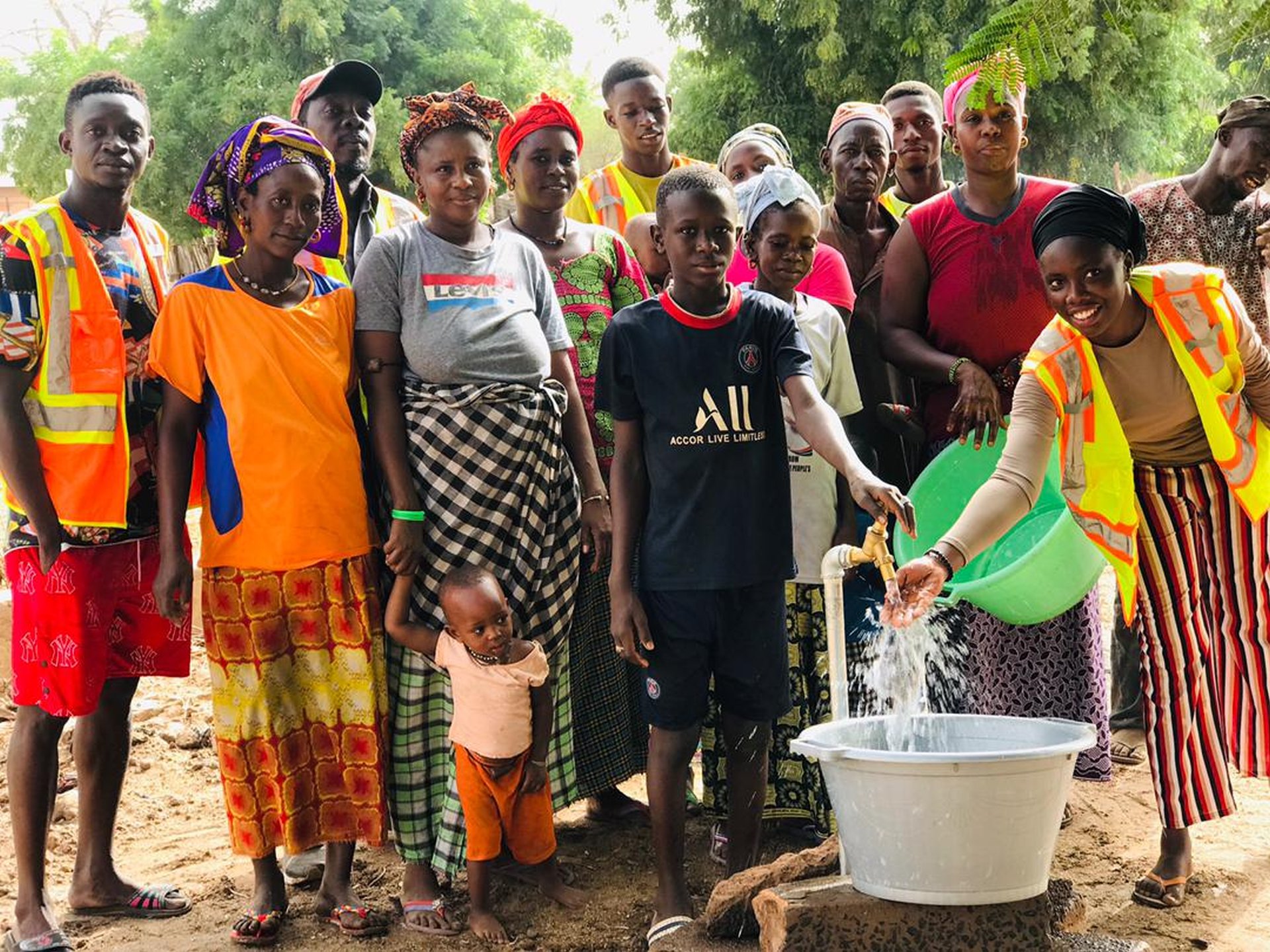 Instalacja wodna i sanitariaty w Charmen (Gambia)