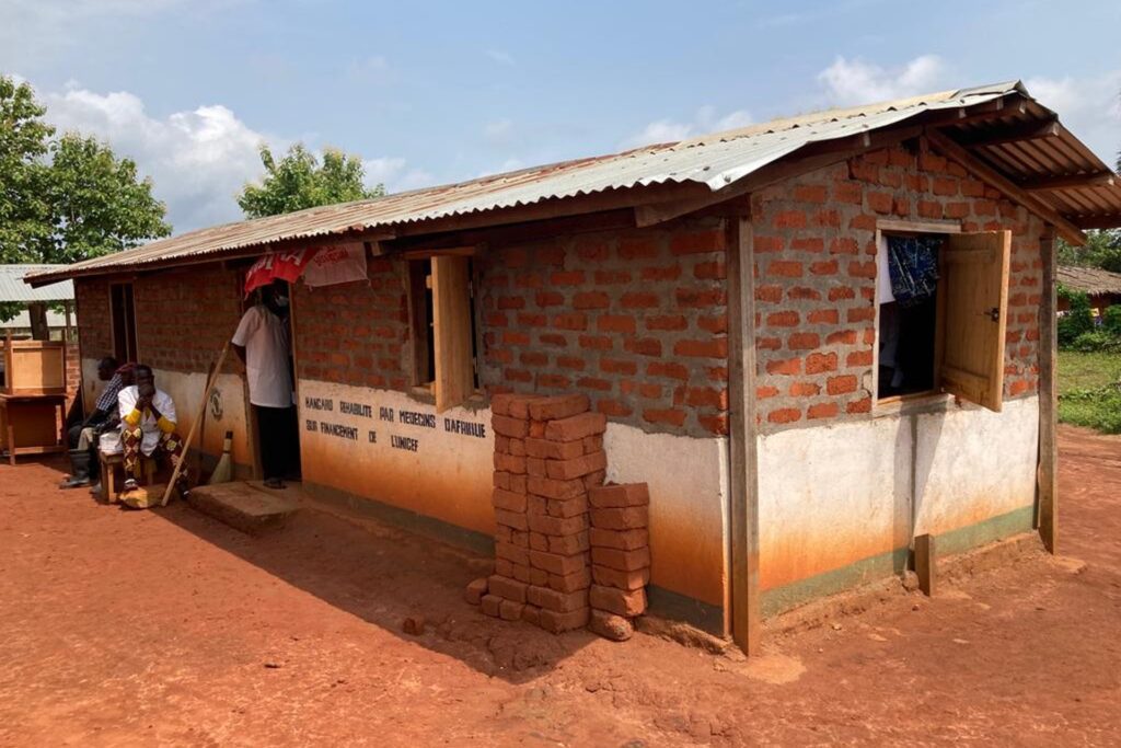 Remont gabinetu dentystycznego w Nola (Republika Środkowoafrykańska)