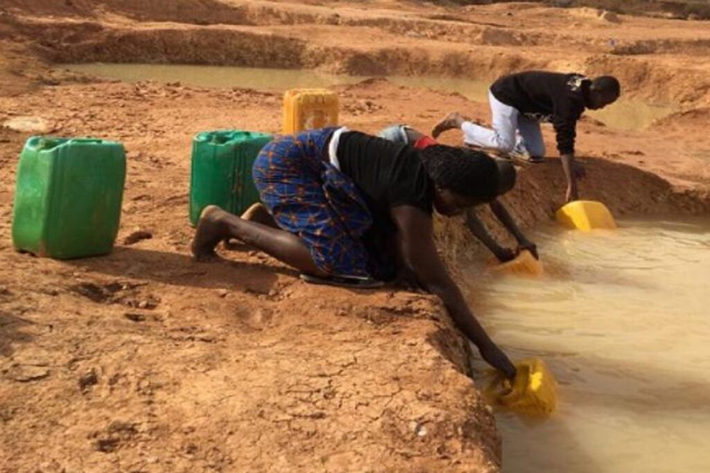 Budowa studni w Pirkon (Burkina Faso)