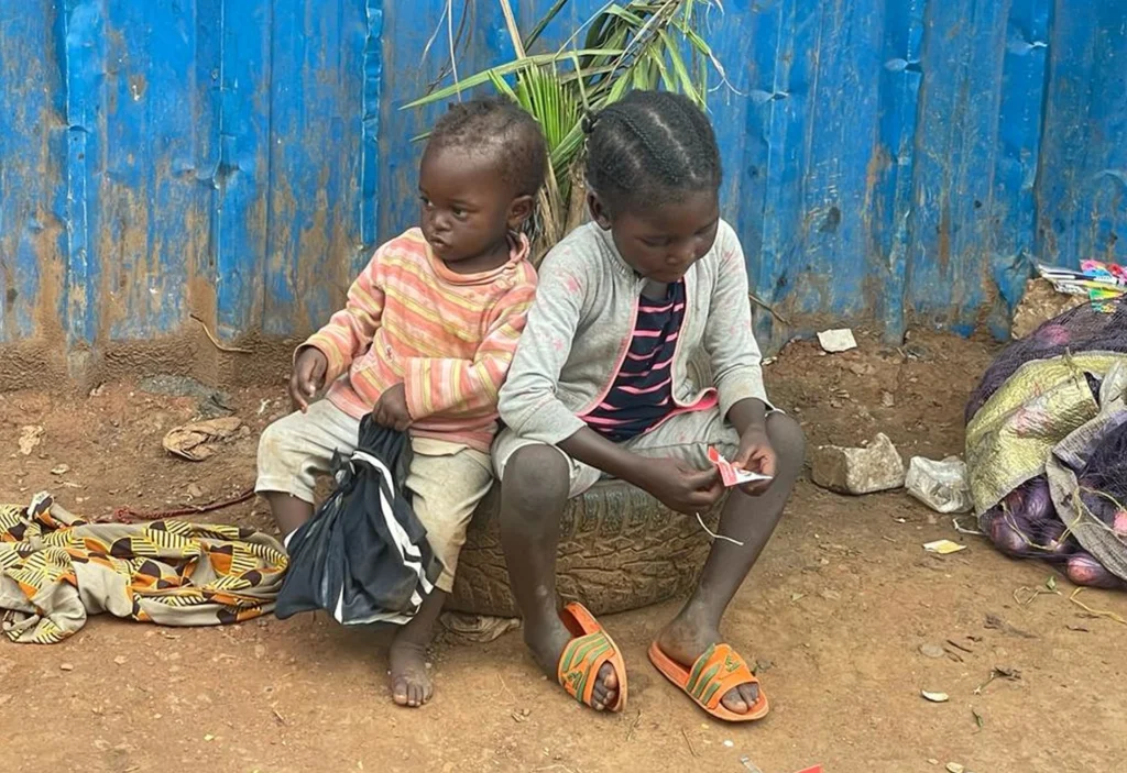 Zakup ziemi pod budowę żłobka dla ubogich dzieci i sierot w Bafoussam (Kamerun)