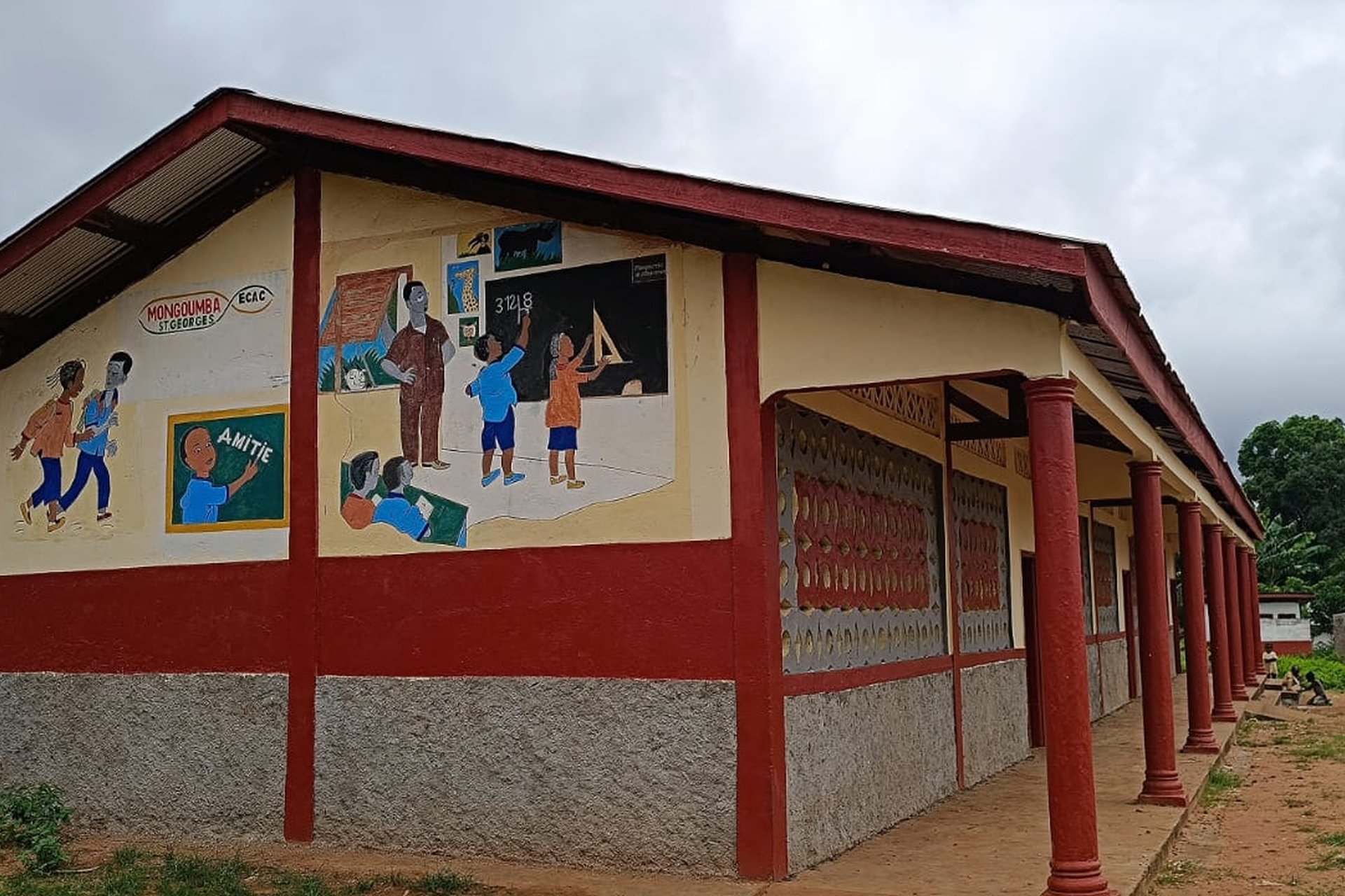 Remont szkoły w Mongoumba (Republika Środkowoafrykańska)