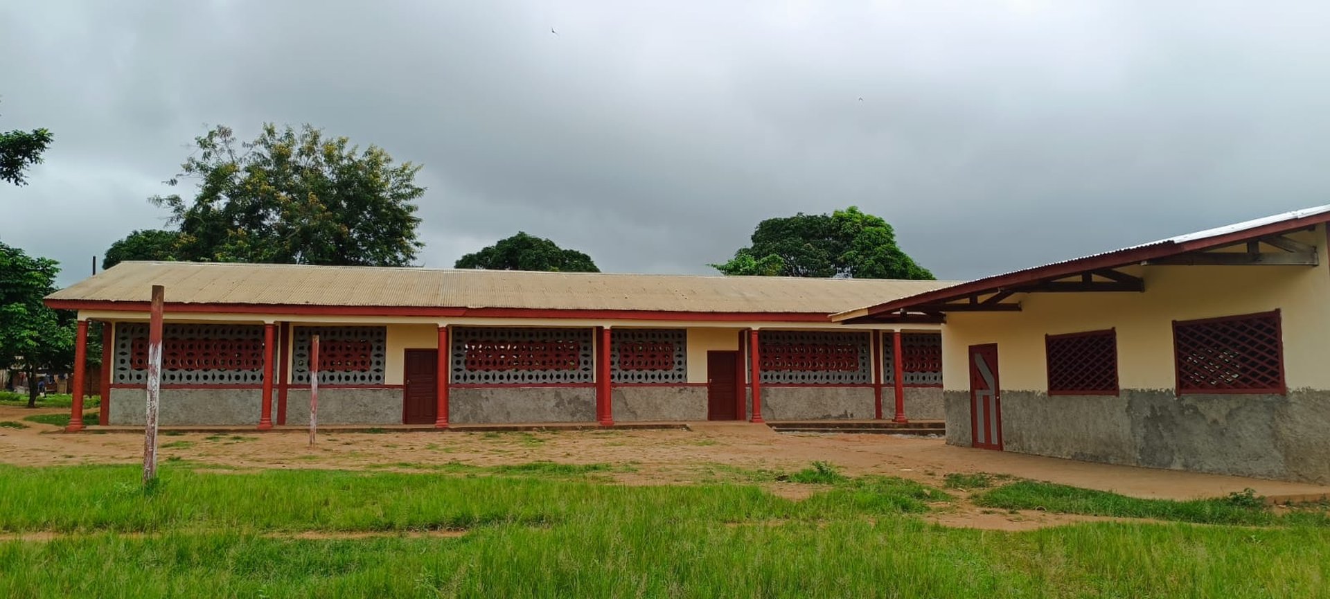 Remont szkoły w Mongoumba (Republika Środkowoafrykańska)
