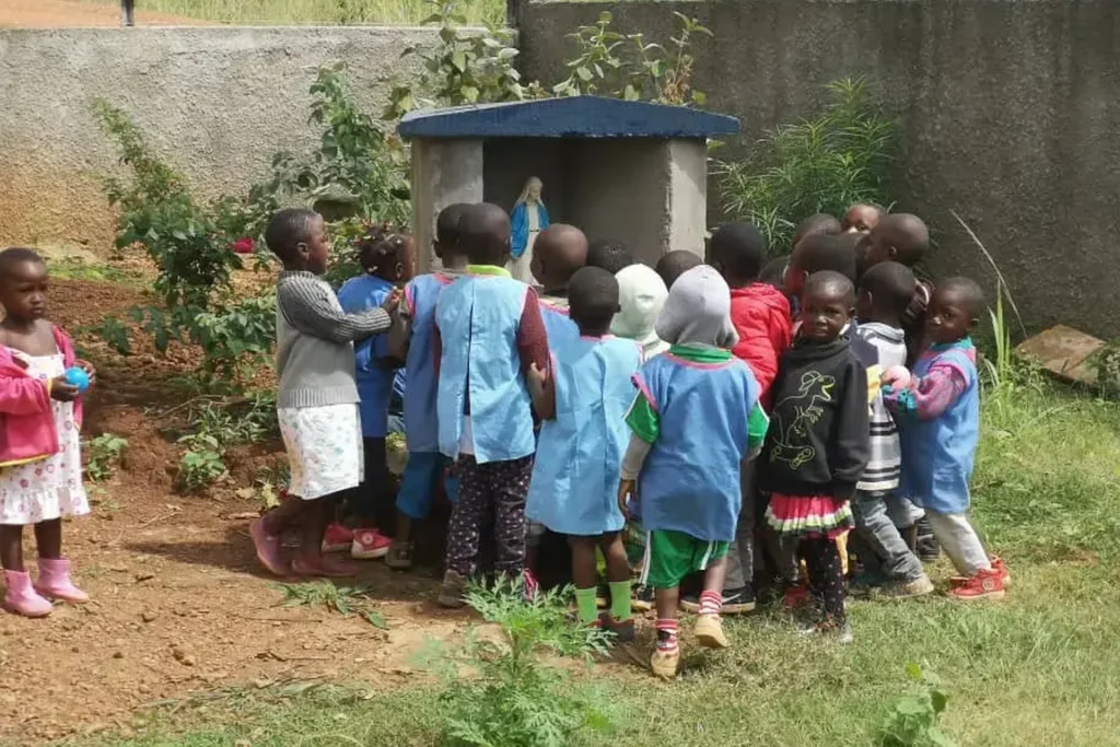 Budowa domu dla nauczycieli w Dimako (Kamerun)