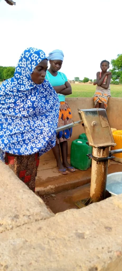 Woda pitna dla wsi Bolomakote (Burkina Faso)