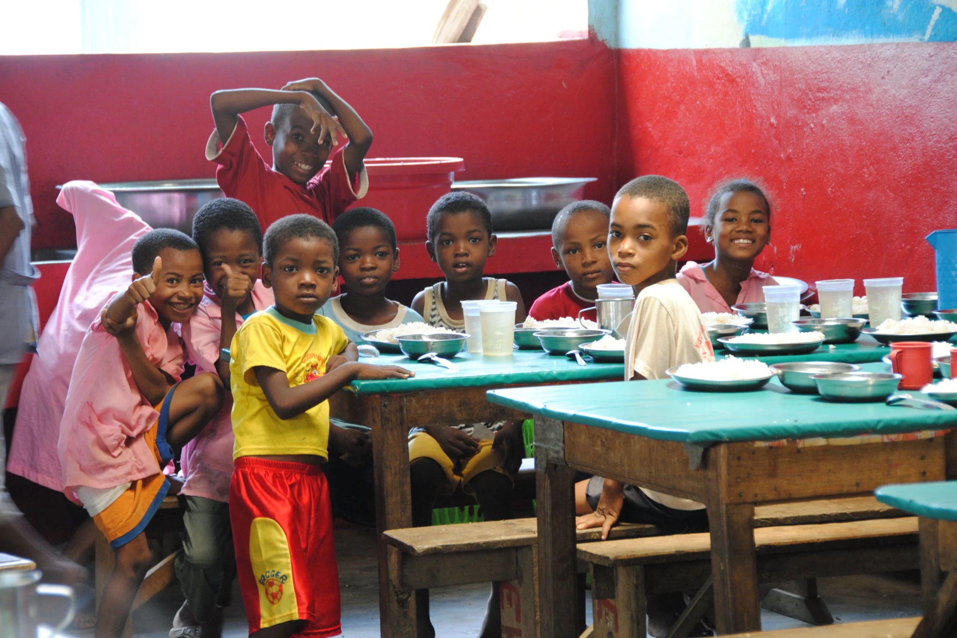 Edukacja i dożywianie dzieci na Madagaskarze