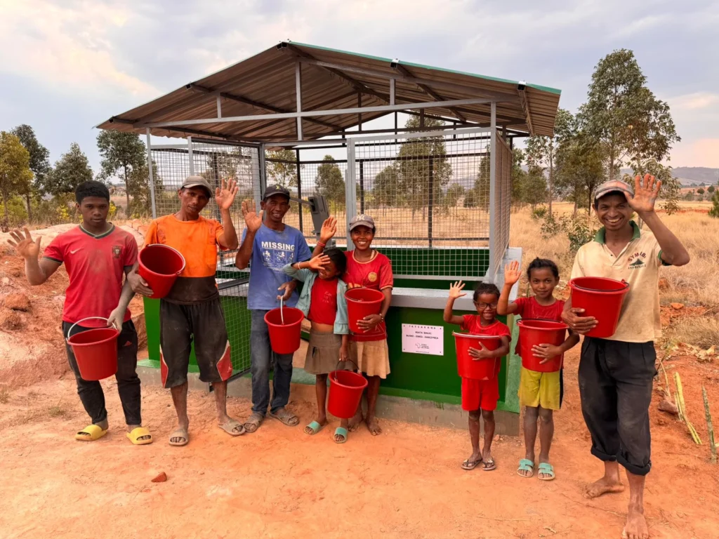 13 studni dla Madagaskaru