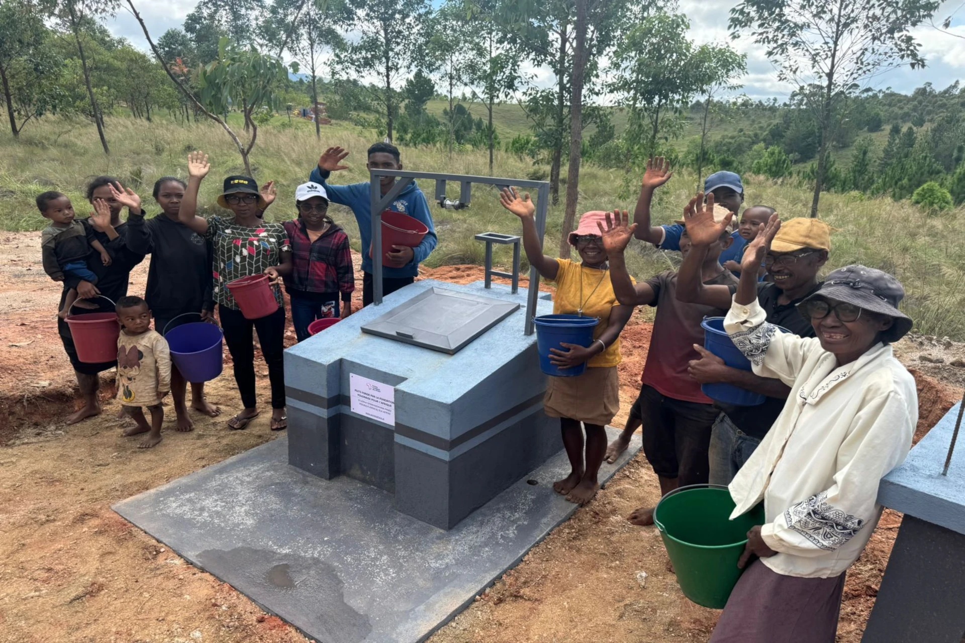 3 studnie kopane na farmie w Andranovelona (Madagaskar)